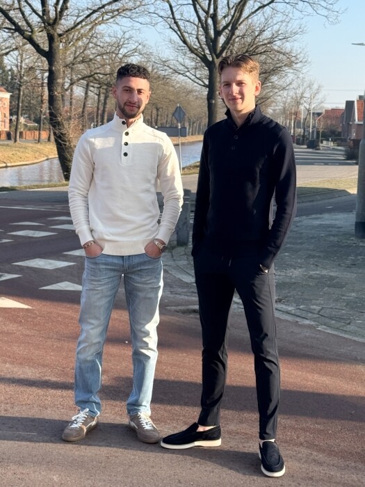 Saint Steeve pullovers %lookbooks.TITEL%